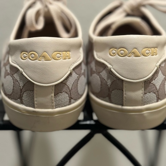 Brand new Coach City Skate Sneaker in Tan Signature canvas! No box! Size 9.5B - Picture 3 of 8
